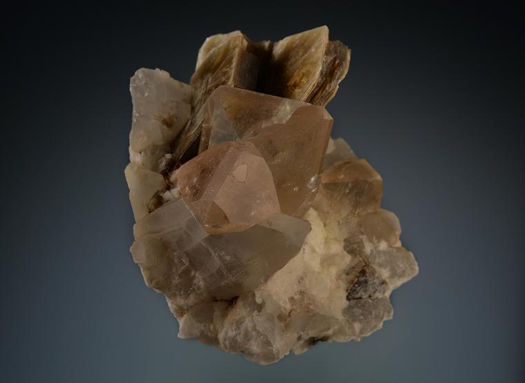 TOPAZ with MUSCOVITE and QUARTZ on ALBITE